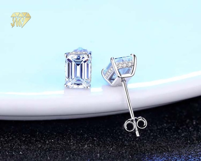 Lab grown stud earrings Wholesale.jpg