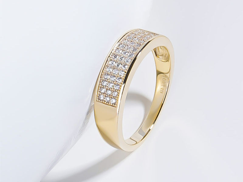 mens gold band wedding ring.jpg